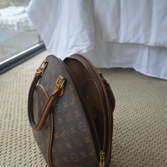 Louis Vuitton Ellipse MM - Picture 2 of 14